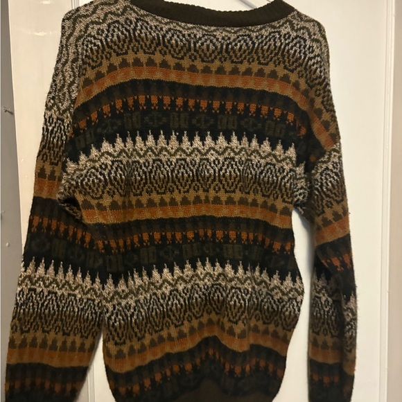 Men's Multicolor Patterned Sweater - Picture 2 of 2